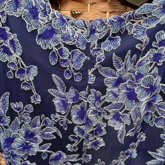 ~Tadashi Shoji~ Cocktail Dress - Size 12